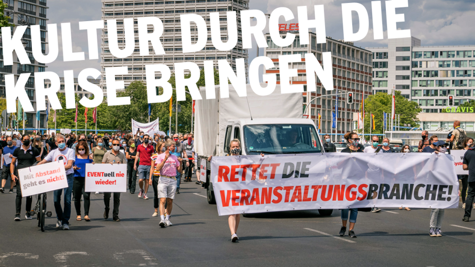 Protestmarsch der Berliner Spielstätten (Quelle: rbb/imago images/Stefan Zeitz)