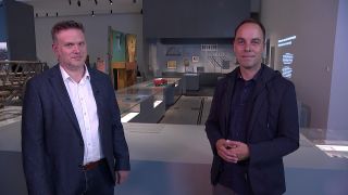 Nils Köhler und Martin Adam im Dokumentationszentrum für Flucht Vertreibung Versöhnung