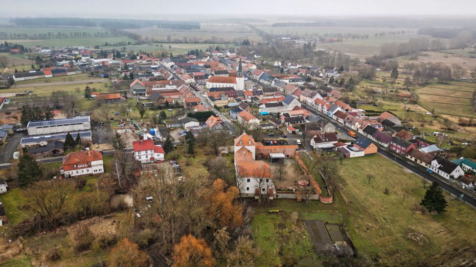 Luftaufnahme des Ortes Friedland