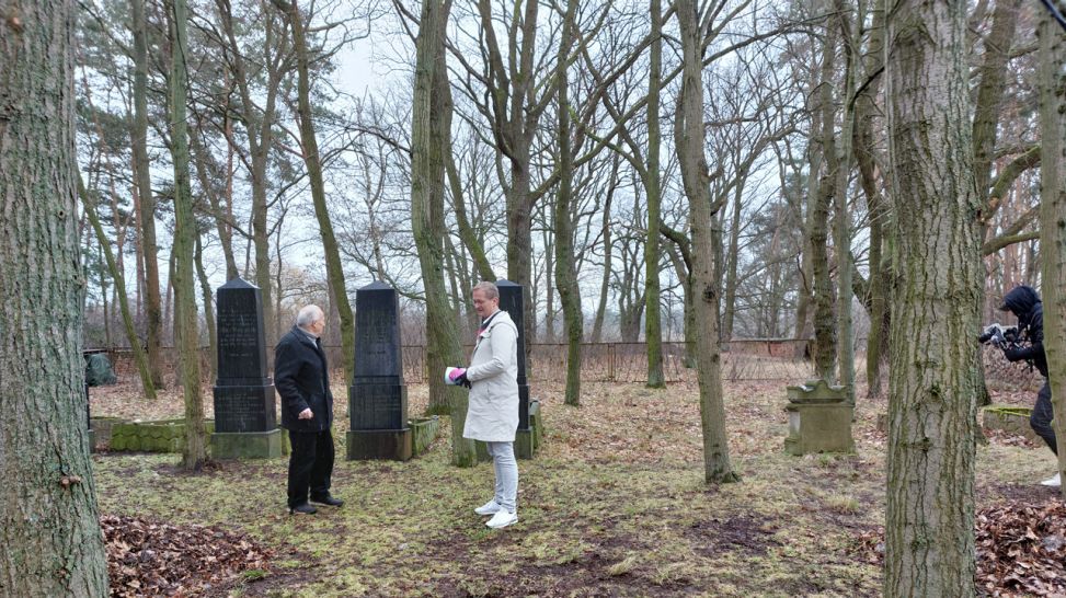 Magazin "Łužyca" aus Friedland: Auch der Jüdische Friedhof spielt in der Sendung eine Rolle