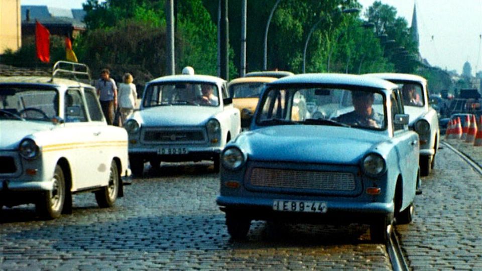Früher waren die Autos heißer - Eine Spritztour durch die Jahrzehnte - Film von Stephan Düfel (14.06.22, 20:15)