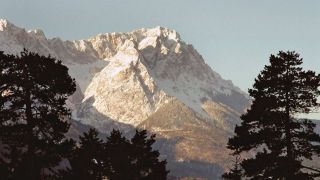 Wildes Deutschland - Die Zugspitze: Eine Reise auf den höchsten Berg Deutschlands (22.09.21, 18:30)