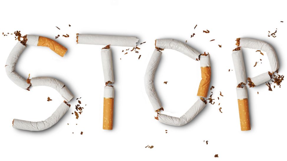 Stop mit zerbrochenen Zigaretten geschrieben (Quelle: colourbox)