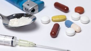 Drogen und Medikamente (Quelle: imago/STPP)
