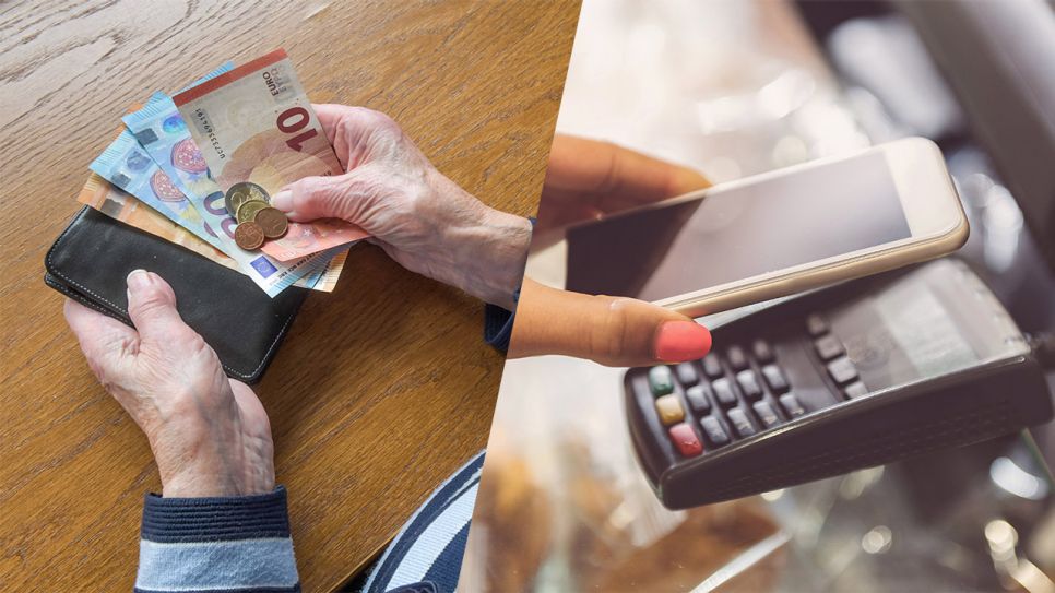 Person mit Bargeld / Person die mit Handy kontaktlos bezahlt (Quelle: IMAGO / Joko // IMAGO / agefotostock)