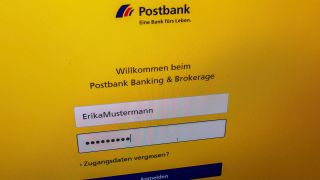 Postbank-Kunden und Kundinnen kämpfen weiter mit Aufällen (Quelle: IMAGO / Rüdiger Wölk)