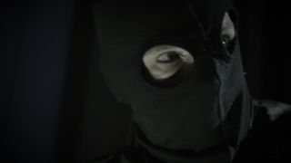 nachgestellt: Einbrecher mit Maske, Quelle: rbb