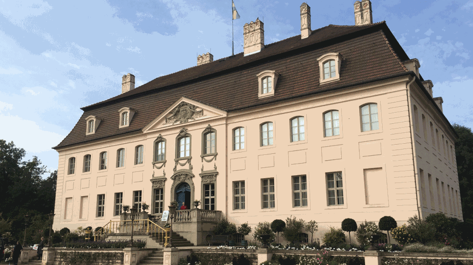 Im Schloss Branitz lebte Fürst Pückler, der aus 12 Duellen immer als Sieger hervorging. - Quelle: rbb