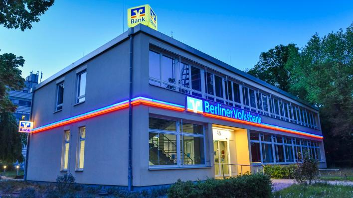 stel voor Luik pizza Reaktion auf Sprengungen von Automaten: Berliner Volksbanken schließen  SB-Filialen in der Nacht | rbb24