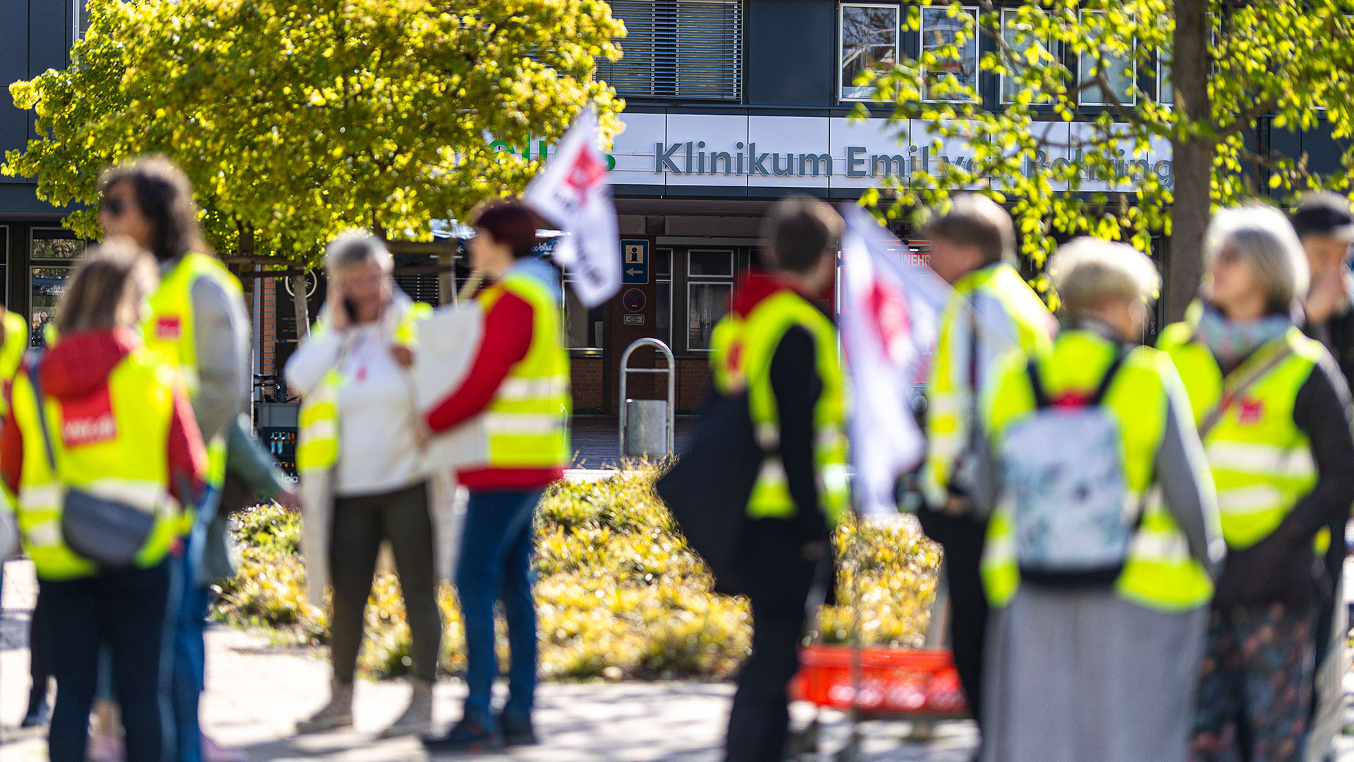 Archivbild: Krankenhaus- / Klinik-Personal streikt in Berlin. (Quelle: dpa/R. Keuenhof)