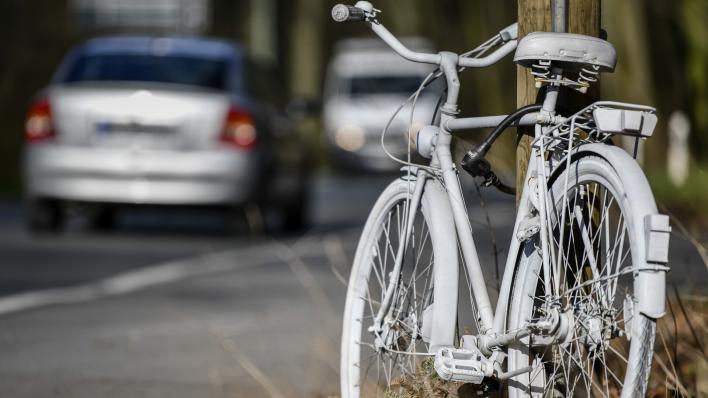 Sicherheit im Straßenverkehr: Verkehrsministerium will Blinker für alle Fahrräder  erlauben
