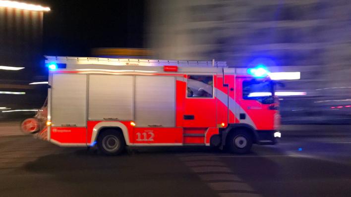 Feuerwehreinsatz in Berlin: 77-Jähriger stirbt bei Wohnungsbrand