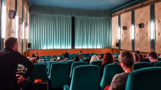 Symbolbild: Zuschauer im Berliner Kino Neues Off. (Quelle: dpa/Jens Kalaene)