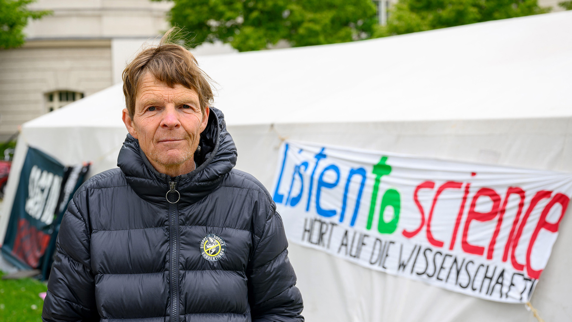 Archivbild: Michael Winter (61, Biologe) am 07.05.2024 während seines Hungerstreiks. (Quelle: Picture Alliance/PIC ONE/Stefan Müller)
