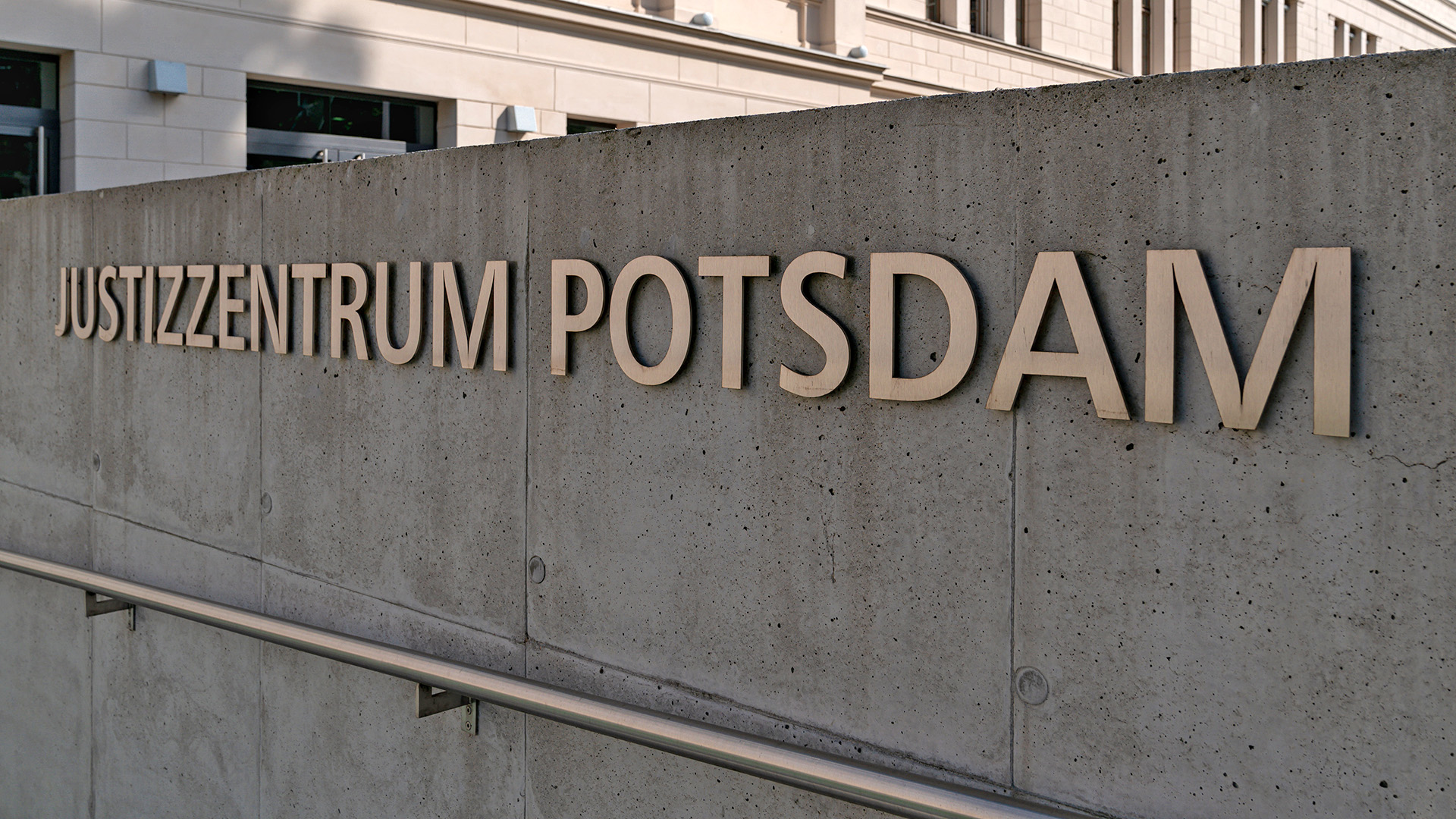 Potsdam, das Justizzentrum Potsdam in der ehemaligen Unteroffiziersschule mit Sitz der Potsdamer Staatsanwaltschaft, aufgenommen am 17.08.2020. (Quelle: Picture Alliance/Dirk Pagels)