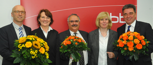 Dr. Reinhart Binder, Dagmar Reim, Nawid Goudarzi, Dr. Claudia Nothelle, Hagen Brandstäter (v.l.n.r.) (Bild: rbb/Oliver Ziebe)