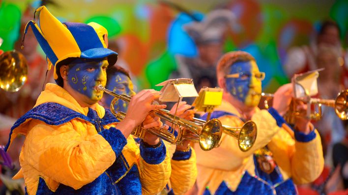 Gugge "Überdosis" bei der Karnevalsgala (Quelle: rbb/Thomas Ernst)