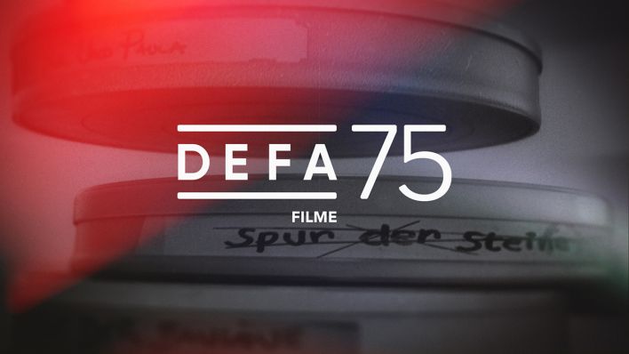 Covergrafik zum DEFA-Programmschwerpunkt mit dem Schriftzug „DEFA 75“ und Filmrollen im Hintergrund. | MDR