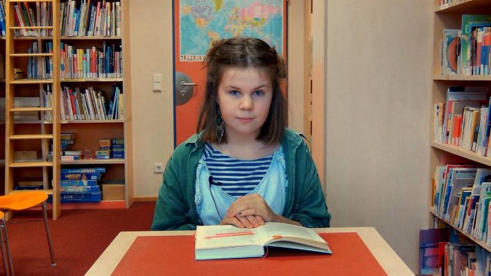 Deutschlands beste Vorleserin 2020 war Jonna Bürger, 13, von der Werkstattschule in Rostock. Sie sitzt dieses Jahr in der Jury.