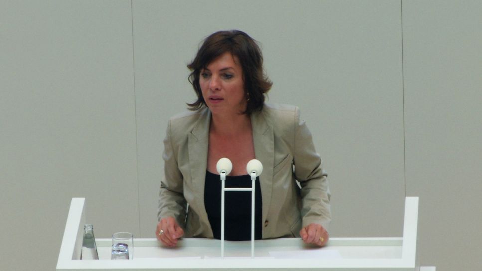 Susanna Karawanskji (Die Linke)