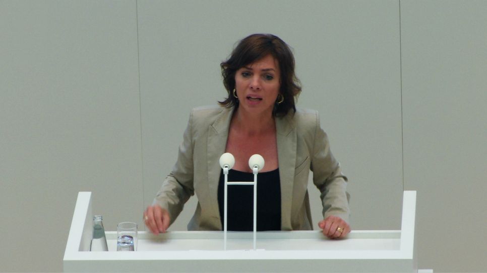 Susanna Karawanskji (Die Linke)